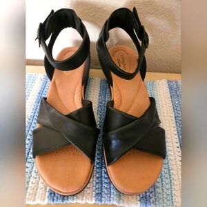 Clarks Black Minimalist Sandals